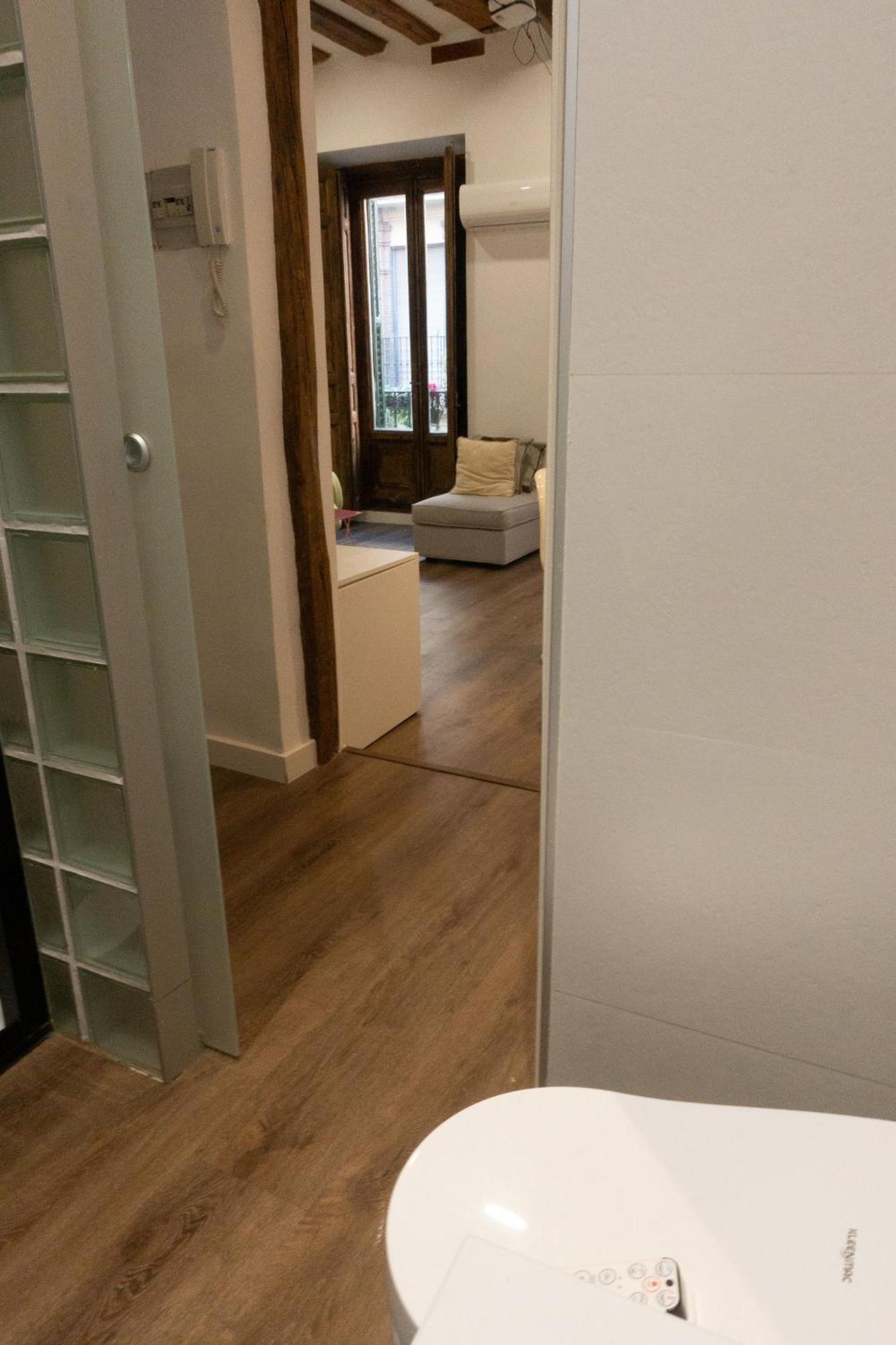 Hortaleza 4, Preciso Estudio En Chueca Junto A La Gran Via De Madrid Exterior foto